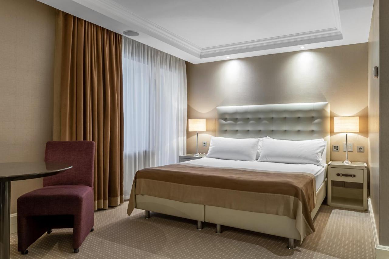 Maidan Palace Hotel كييف المظهر الخارجي الصورة